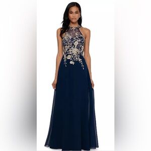 BETSY & ADAM
Women's Embellished Chiffon Illusion Gown size 10
